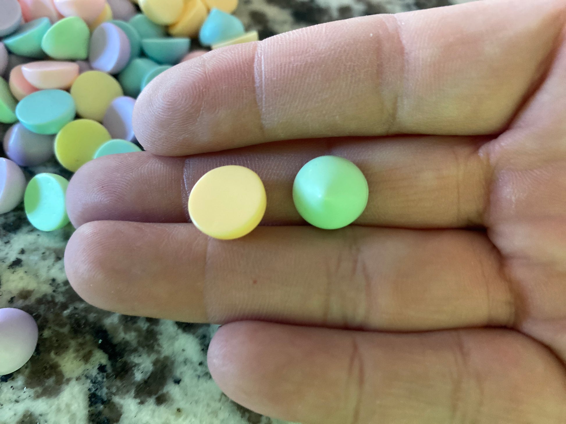 KISSES- Mini Chocolate Chips image 5